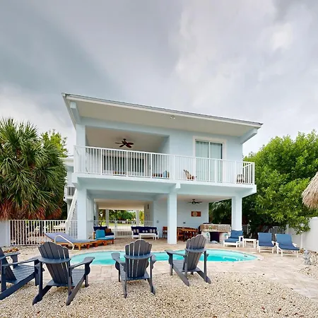 Villa Coco Plum Oasis